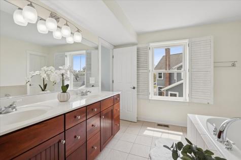 860 Blazing Star Road Grayslake IL 60030