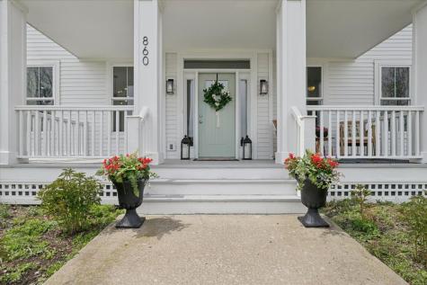 860 Blazing Star Road Grayslake IL 60030