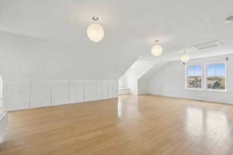 860 Blazing Star Road Grayslake IL 60030