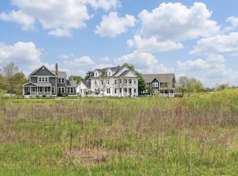 860 Blazing Star Road Grayslake IL 60030