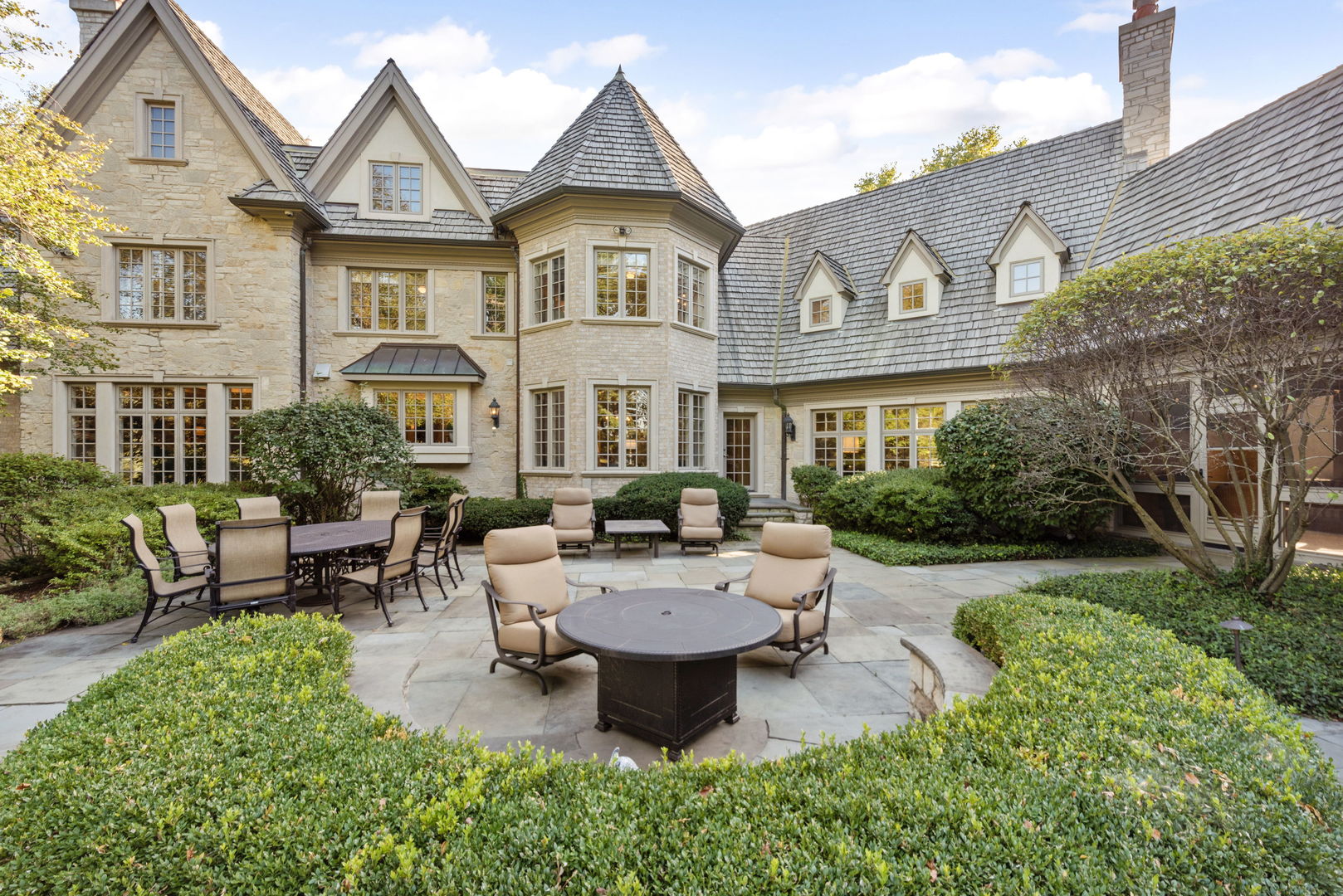 3102 White Oak Lane Oak Brook IL 60523