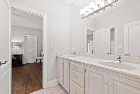 3102 White Oak Lane Oak Brook IL 60523