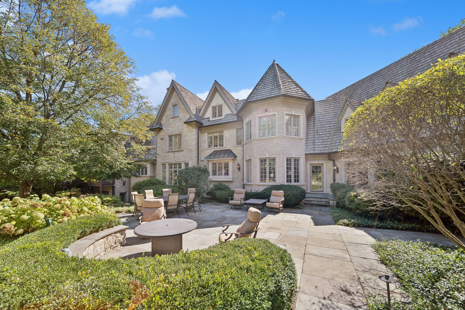 3102 White Oak Lane Oak Brook IL 60523