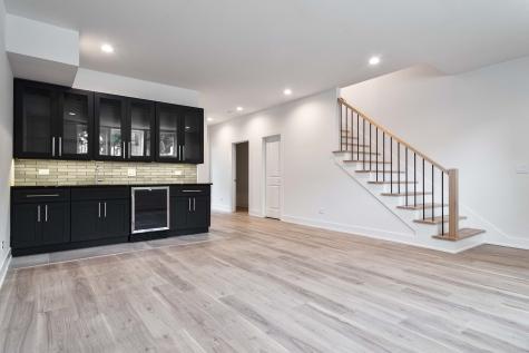 3516 North Central Avenue Chicago IL 60634