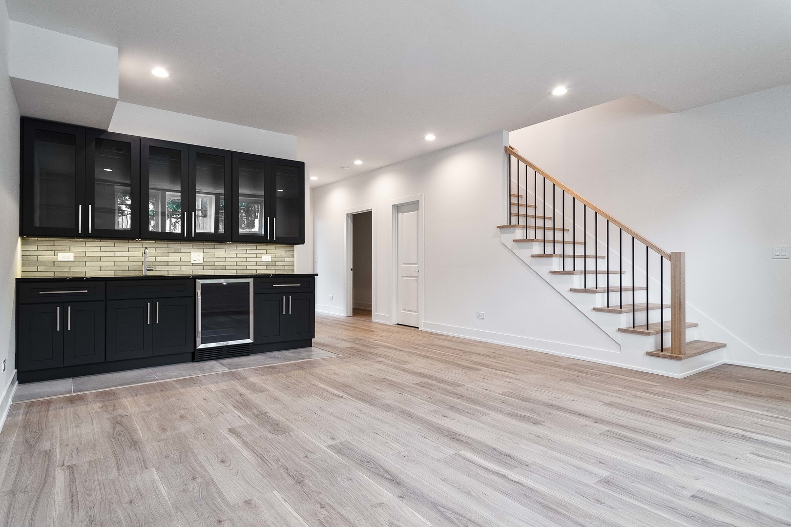 3516 North Central Avenue Chicago IL 60634