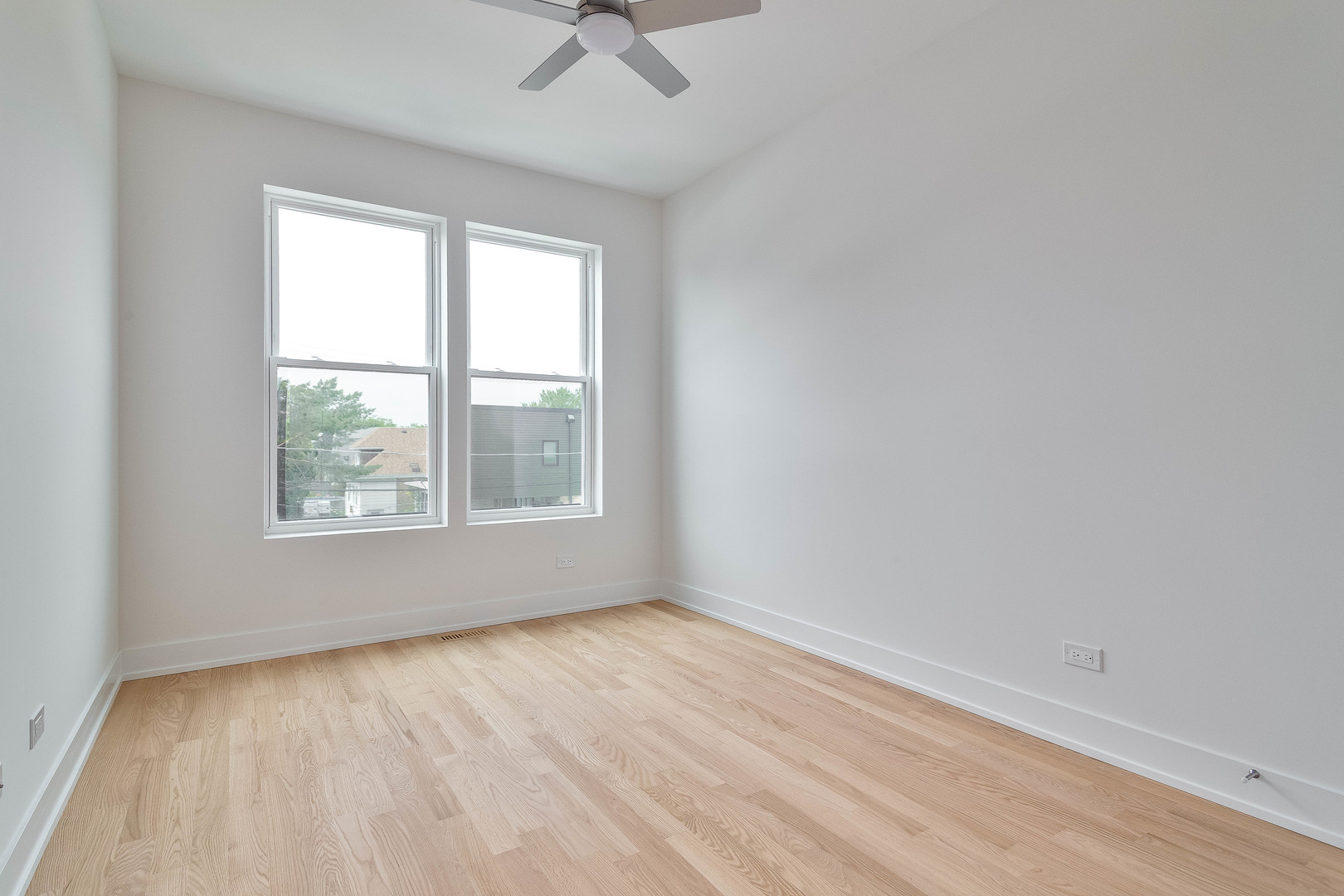 3516 North Central Avenue Chicago IL 60634