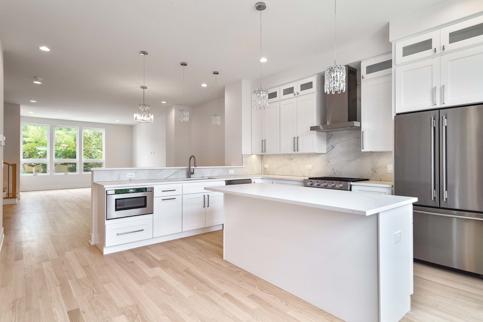3516 North Central Avenue Chicago IL 60634