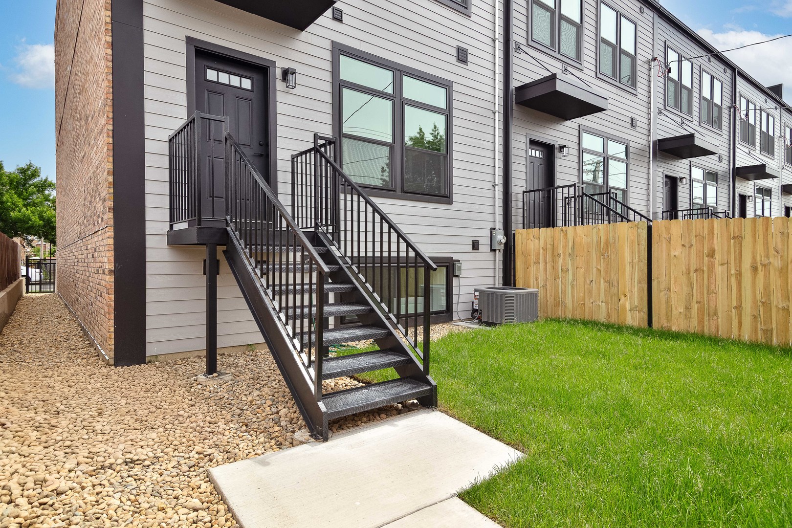 3516 North Central Avenue Chicago IL 60634