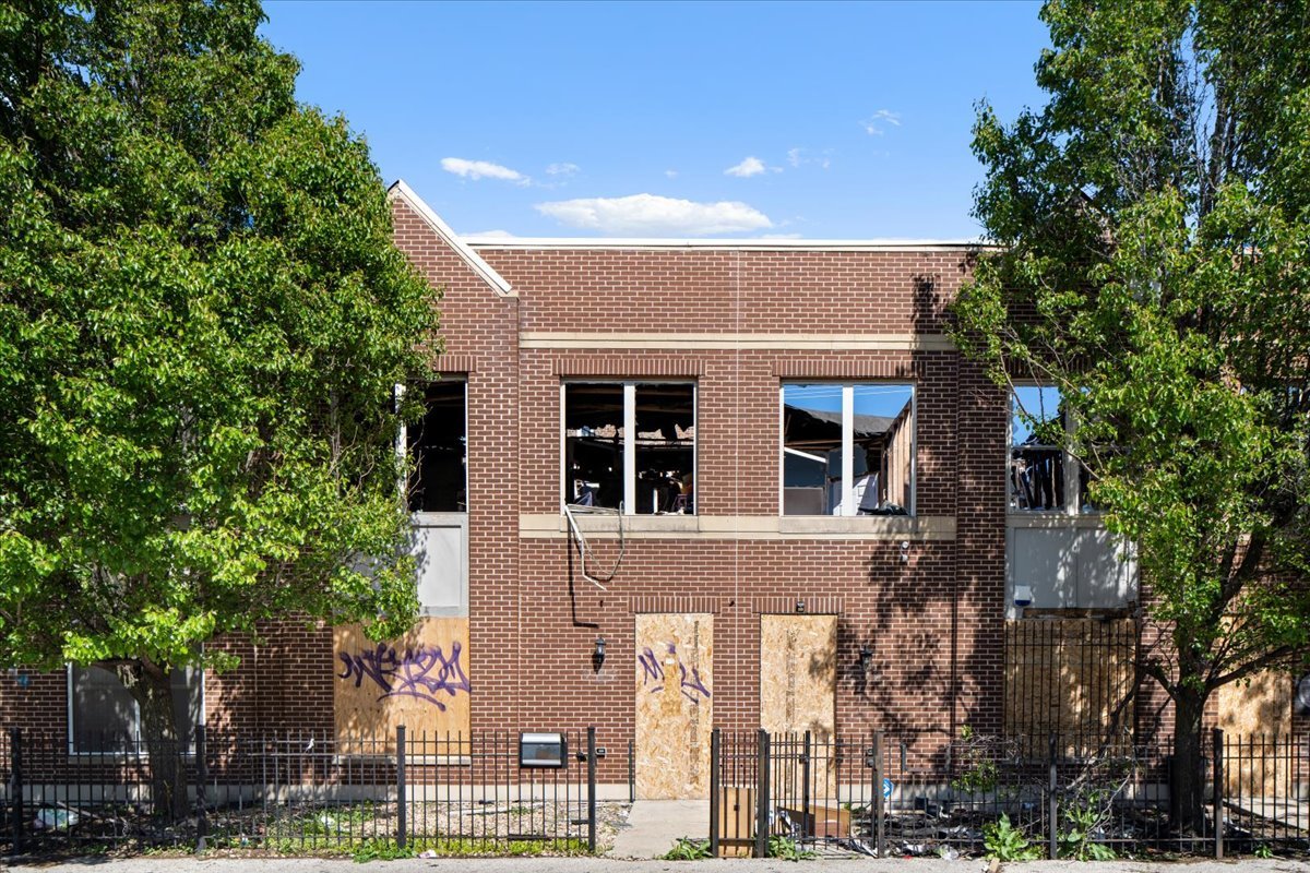 3149 West Lexington Street Chicago IL 60612