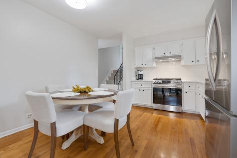 1827 West Sherry Lane Addison IL 60101