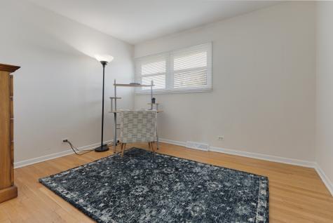 1827 West Sherry Lane Addison IL 60101