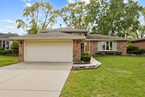 1827 West Sherry Lane Addison IL 60101
