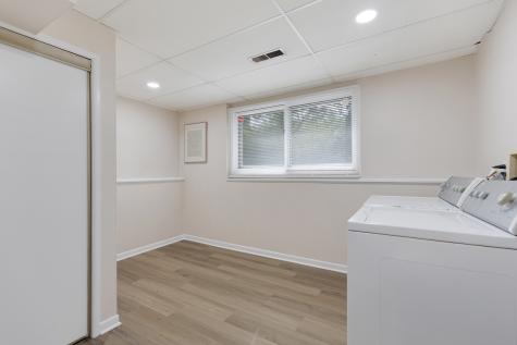 1827 West Sherry Lane Addison IL 60101