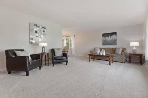 1827 West Sherry Lane Addison IL 60101