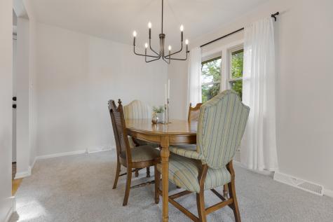 1827 West Sherry Lane Addison IL 60101