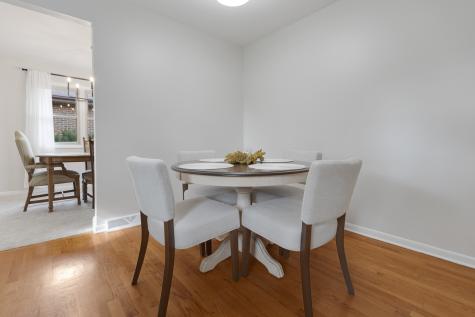 1827 West Sherry Lane Addison IL 60101