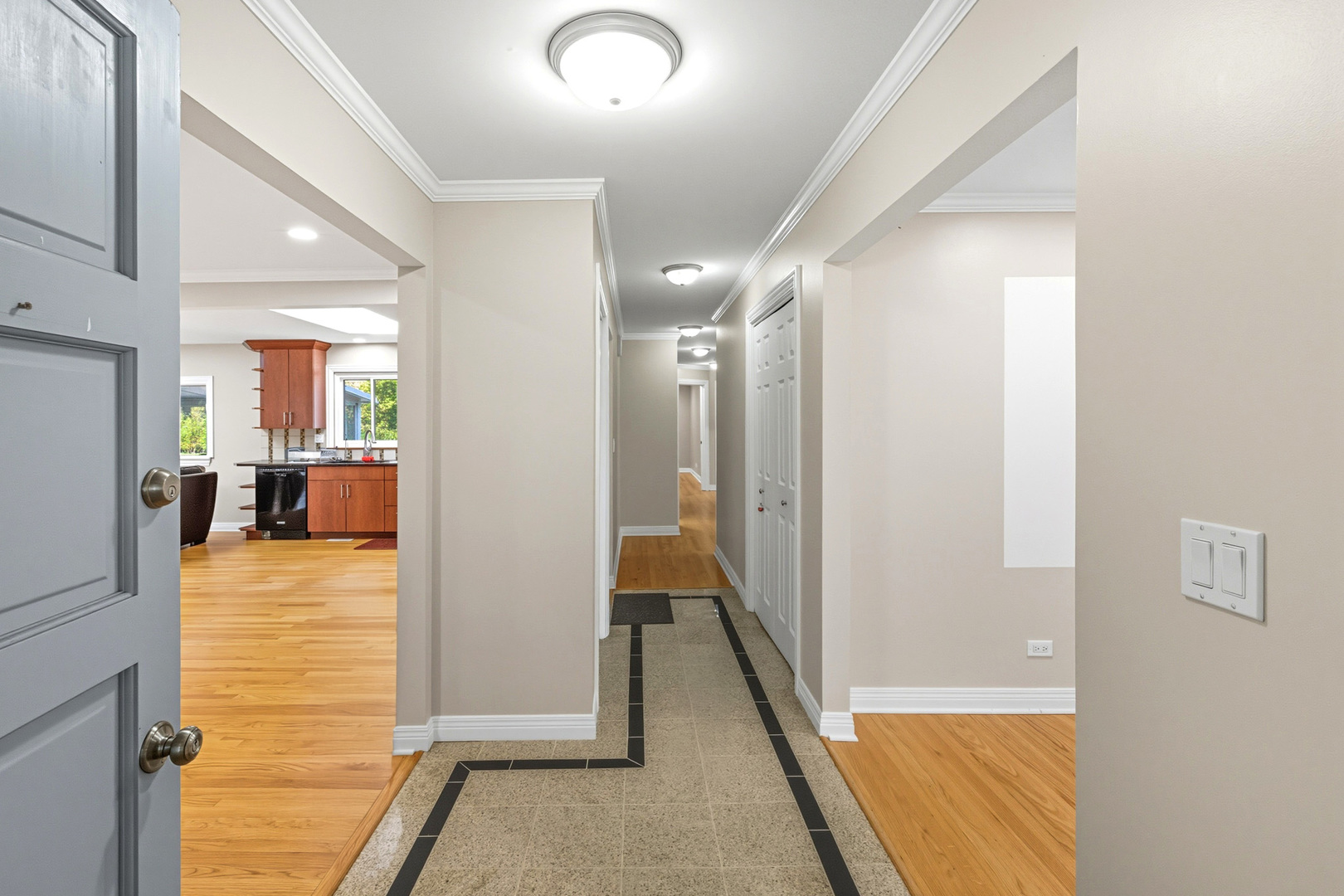 22w180 West Woodview Drive Medinah IL 60157