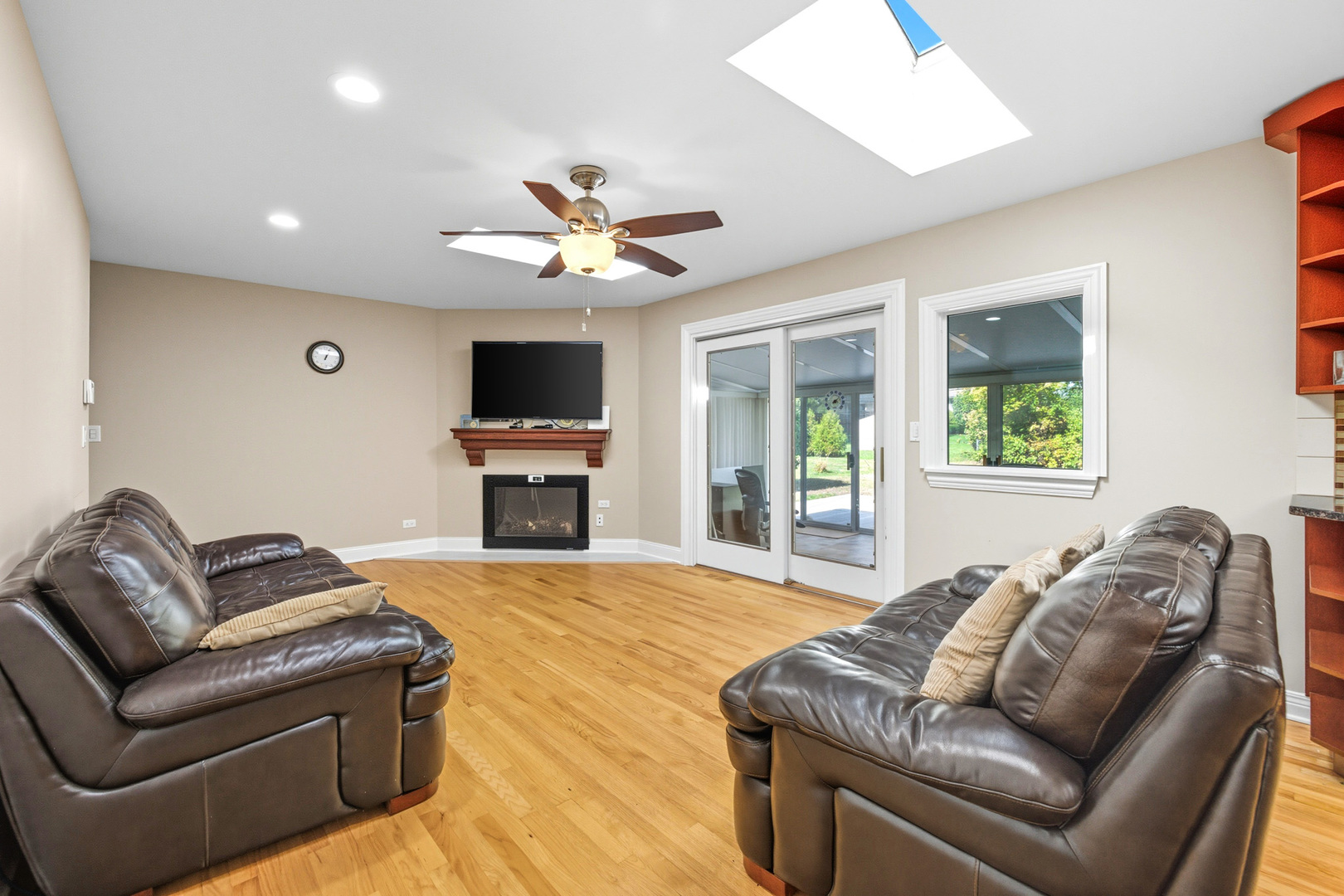 22w180 West Woodview Drive Medinah IL 60157