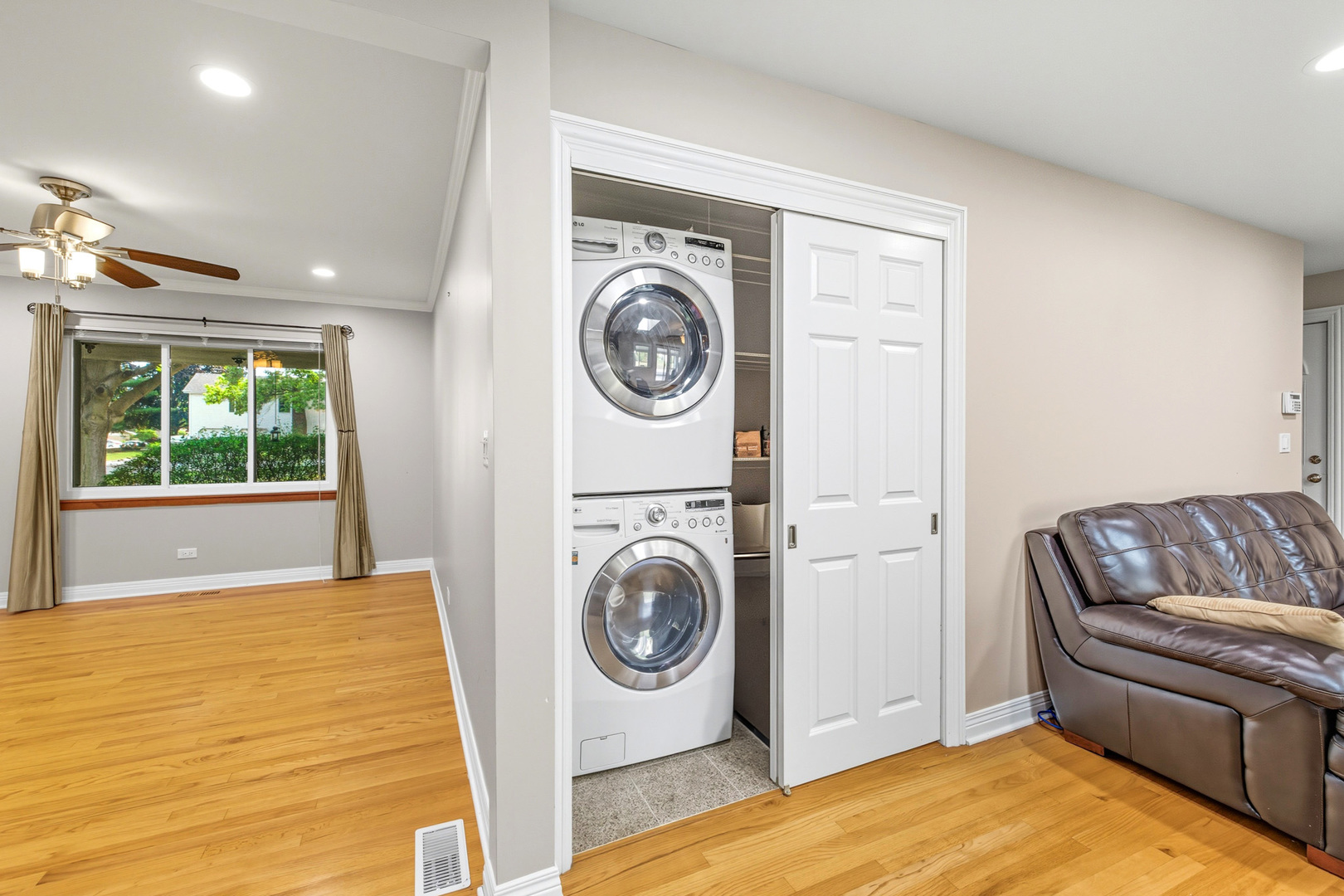 22w180 West Woodview Drive Medinah IL 60157