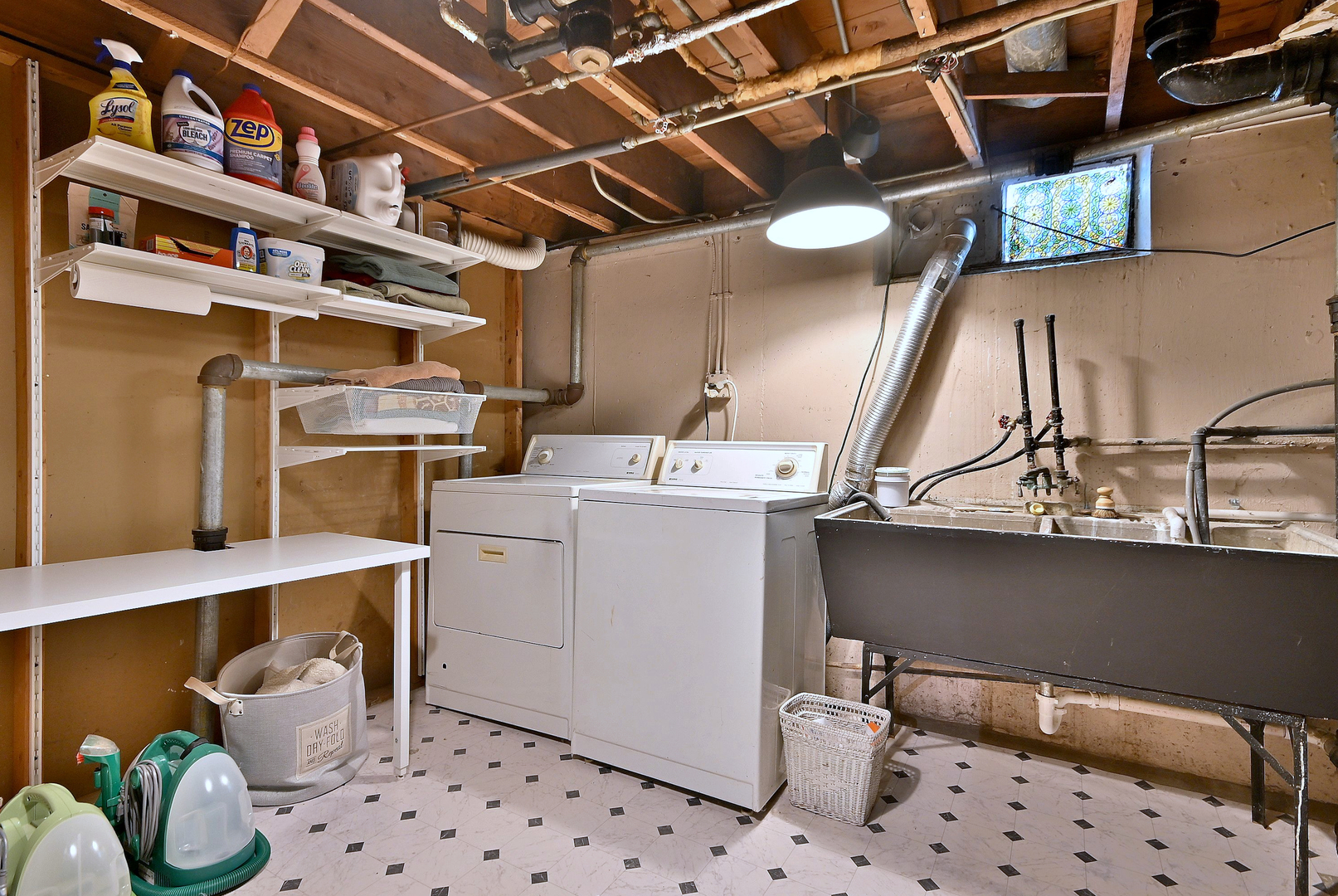 465 West Verret Street Elmhurst IL 60126