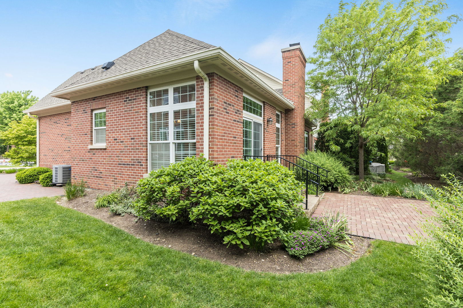 905 Hickory Drive Western Springs IL 60558