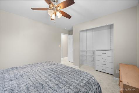 2408 West Fairview Lane Mchenry IL 60051