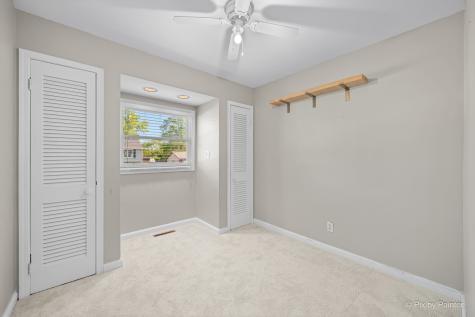 2408 West Fairview Lane Mchenry IL 60051