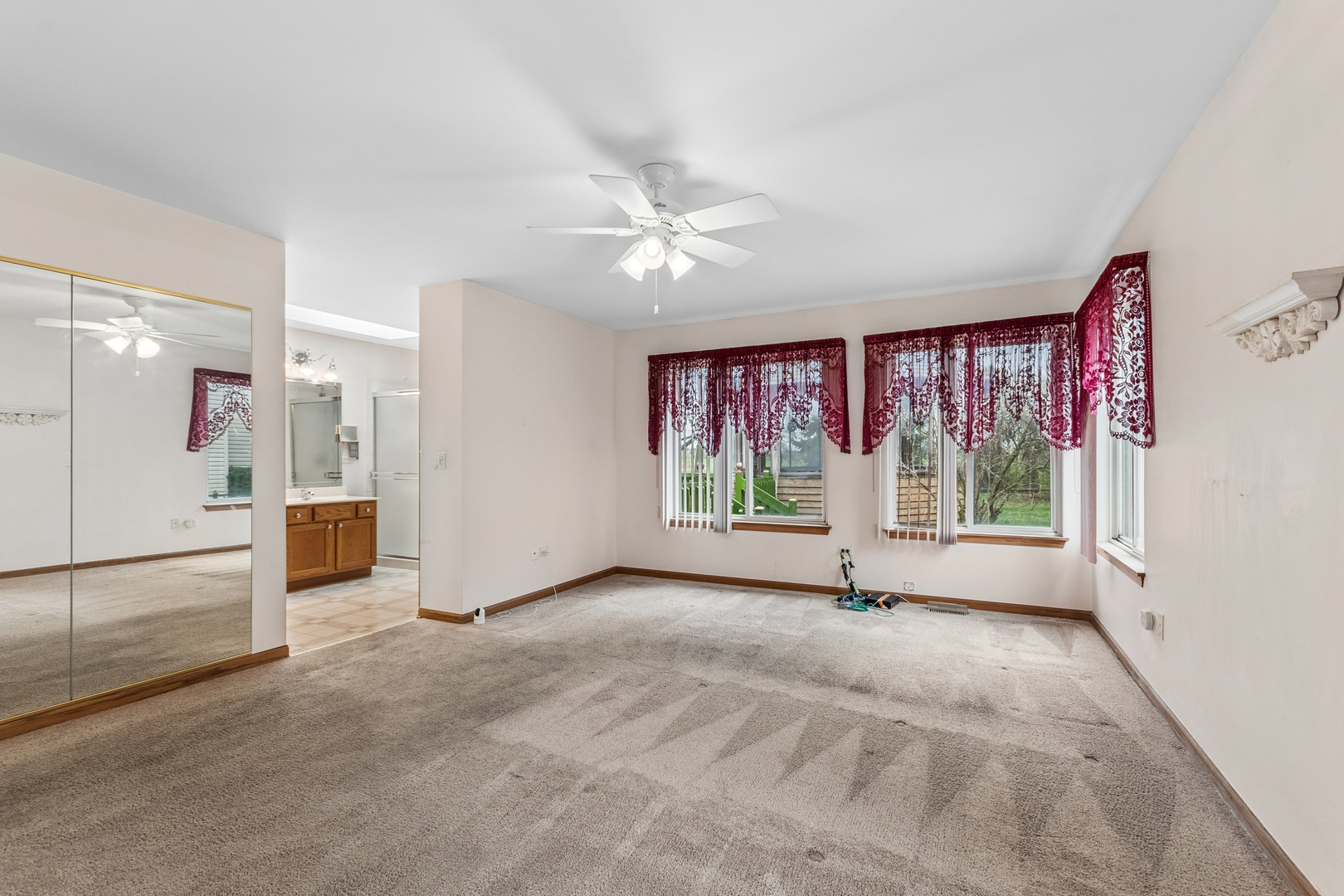 1921 Baldwin Way Bolingbrook IL 60490