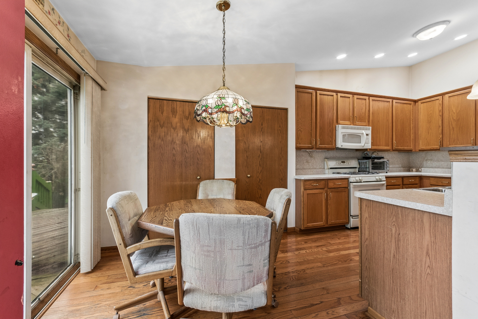 1921 Baldwin Way Bolingbrook IL 60490