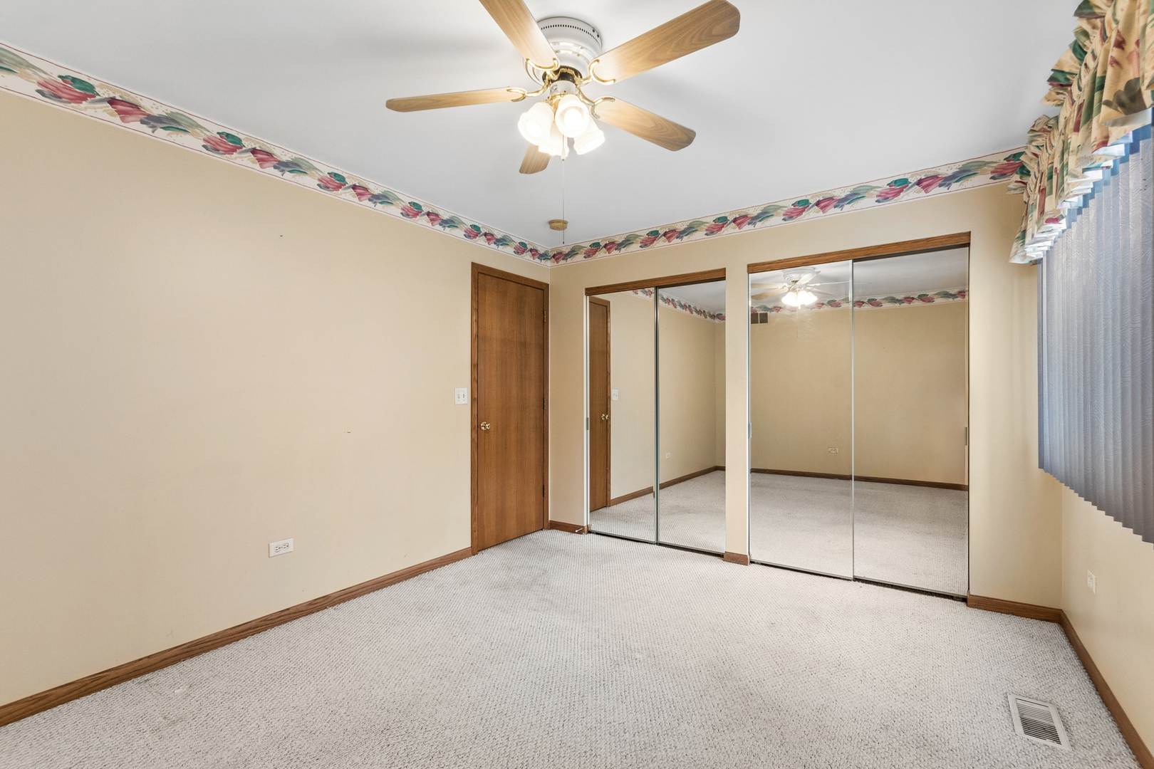 1921 Baldwin Way Bolingbrook IL 60490