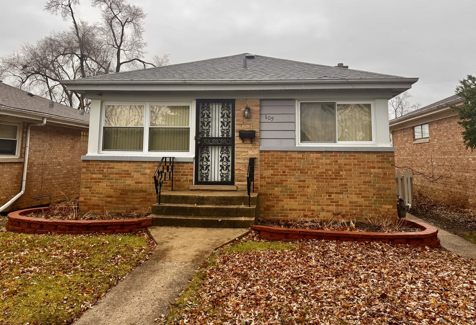 609 Linden Avenue Bellwood IL 60104