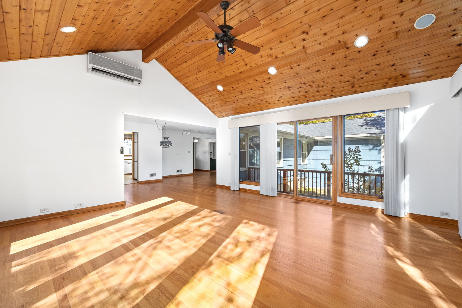 4915 Pershing Avenue Downers Grove IL 60515