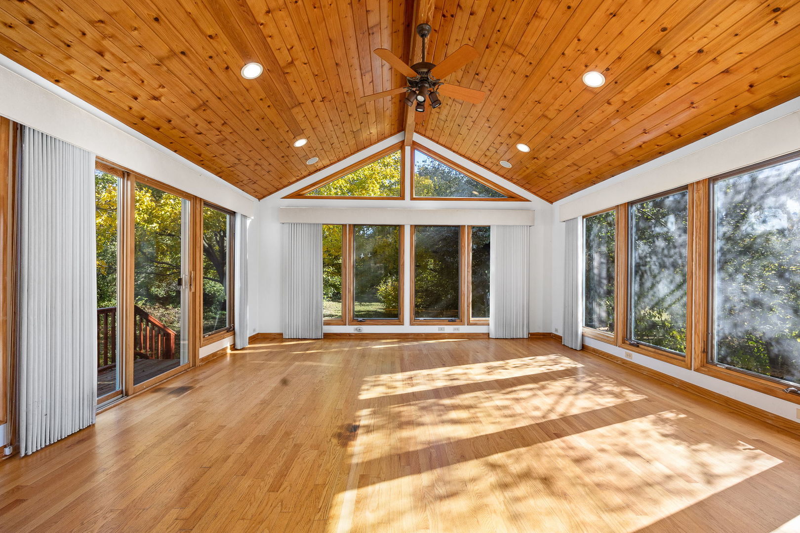 4915 Pershing Avenue Downers Grove IL 60515