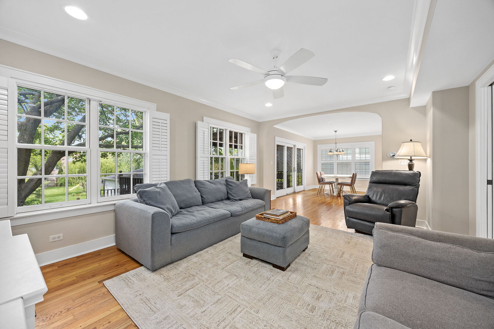 5132 Grand Avenue Downers Grove IL 60515