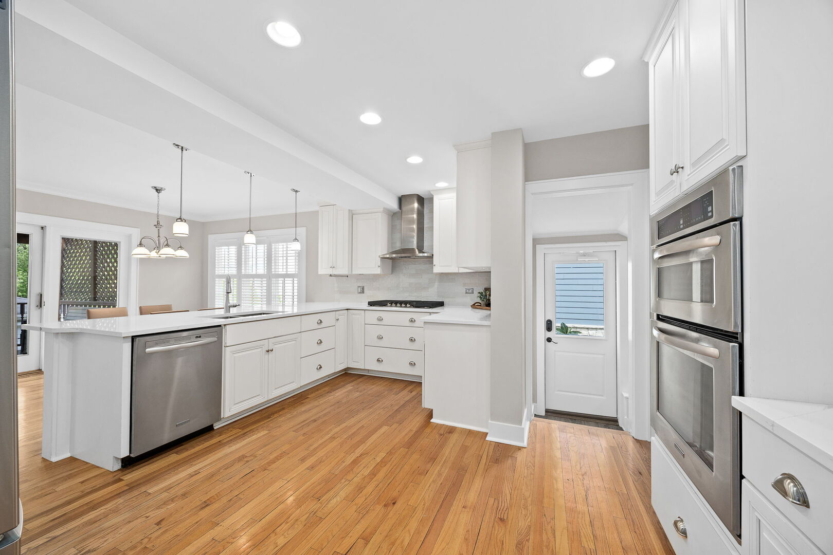 5132 Grand Avenue Downers Grove IL 60515