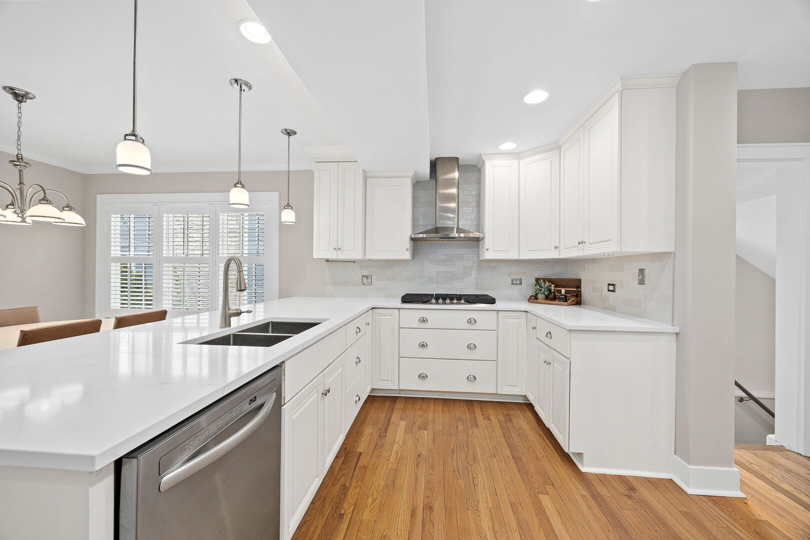 5132 Grand Avenue Downers Grove IL 60515