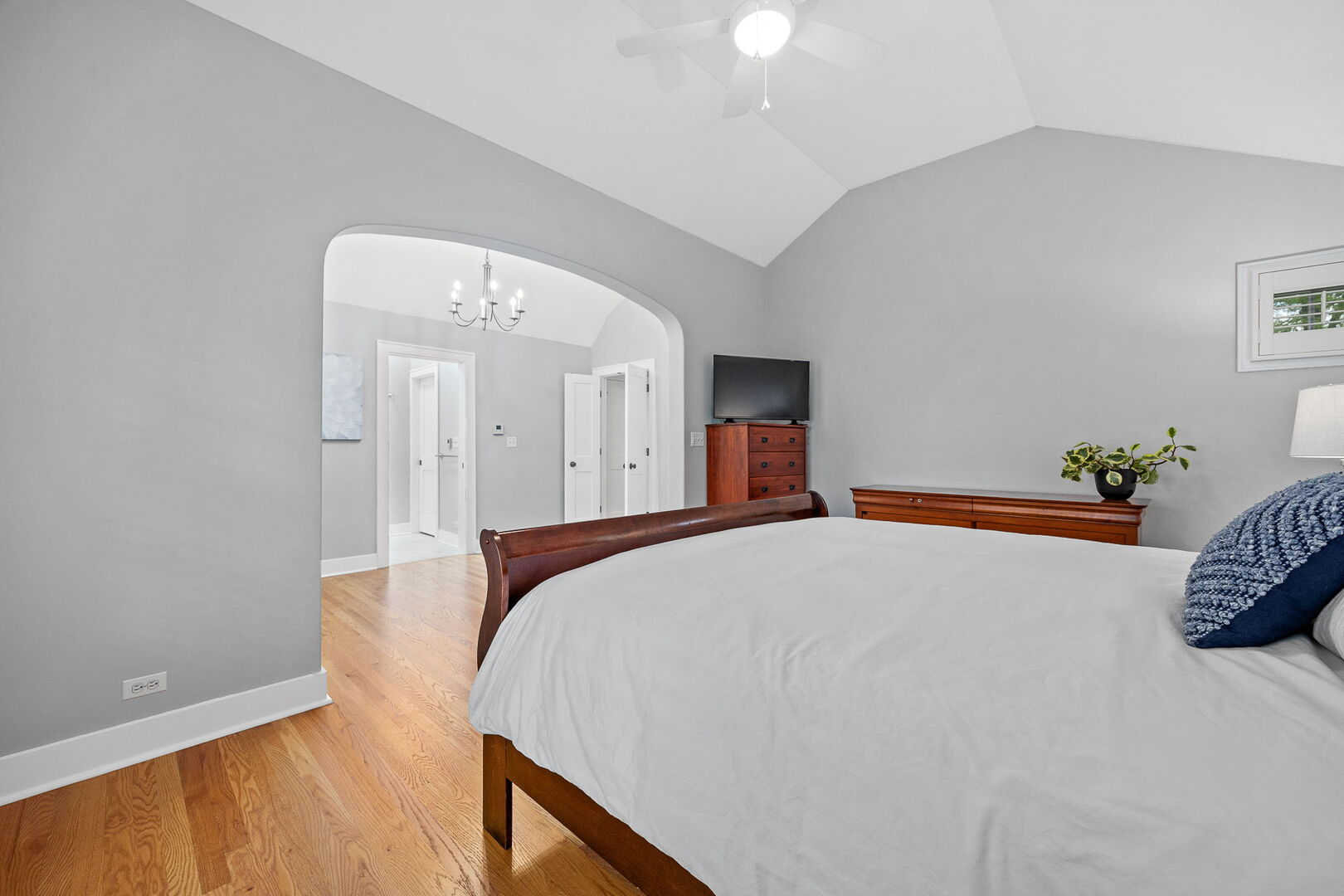 5132 Grand Avenue Downers Grove IL 60515