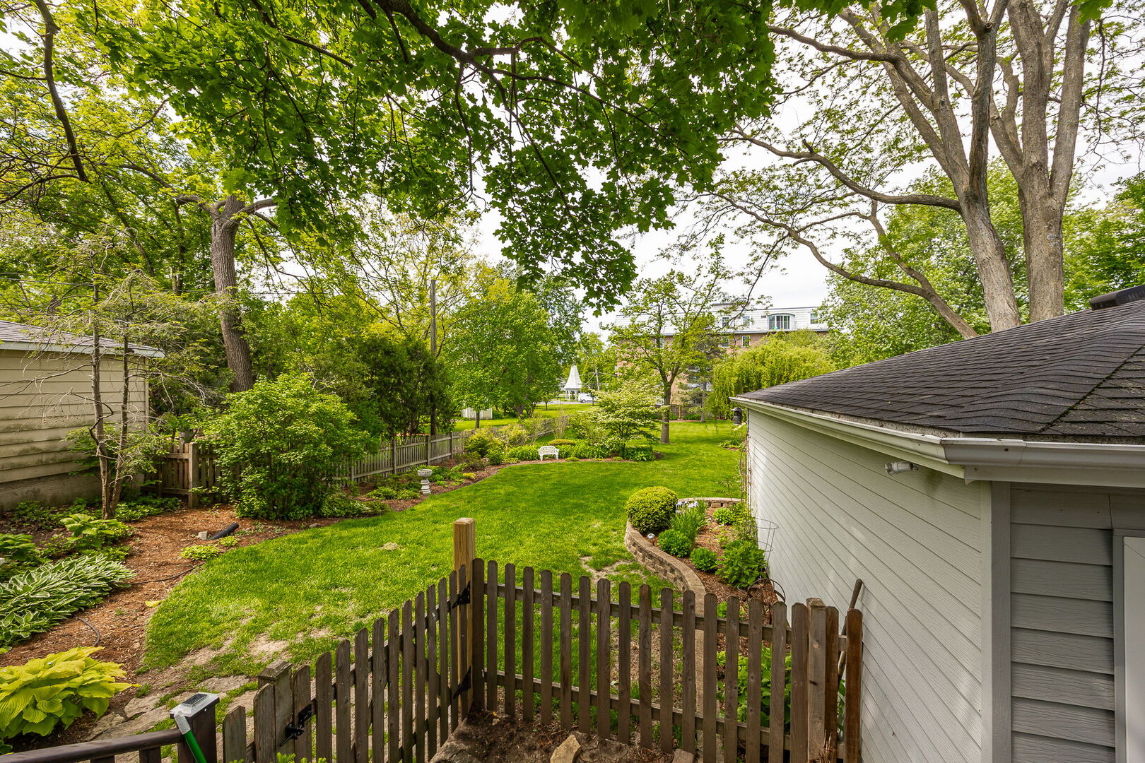 5132 Grand Avenue Downers Grove IL 60515
