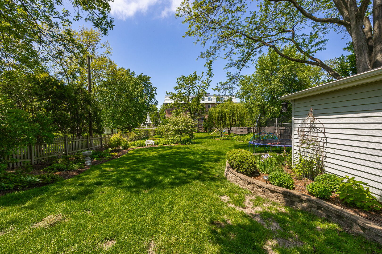 5132 Grand Avenue Downers Grove IL 60515