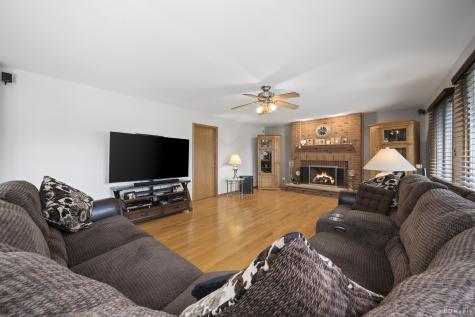 6625 West 91st Place Oak Lawn IL 60453