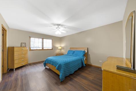 6625 West 91st Place Oak Lawn IL 60453