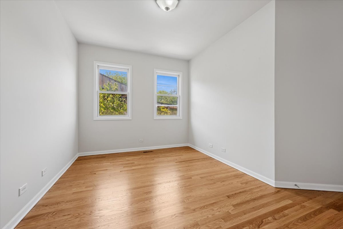1757 West Newport Avenue Chicago IL 60657
