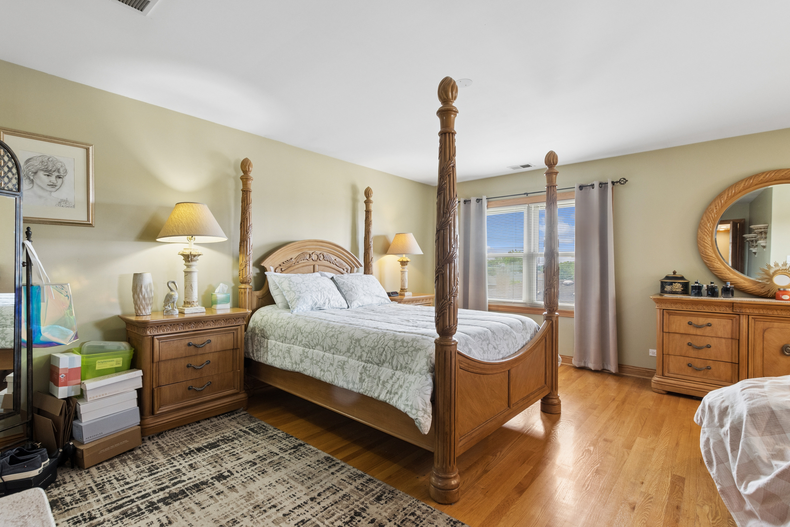 7911 West Rascher Avenue Chicago IL 60656