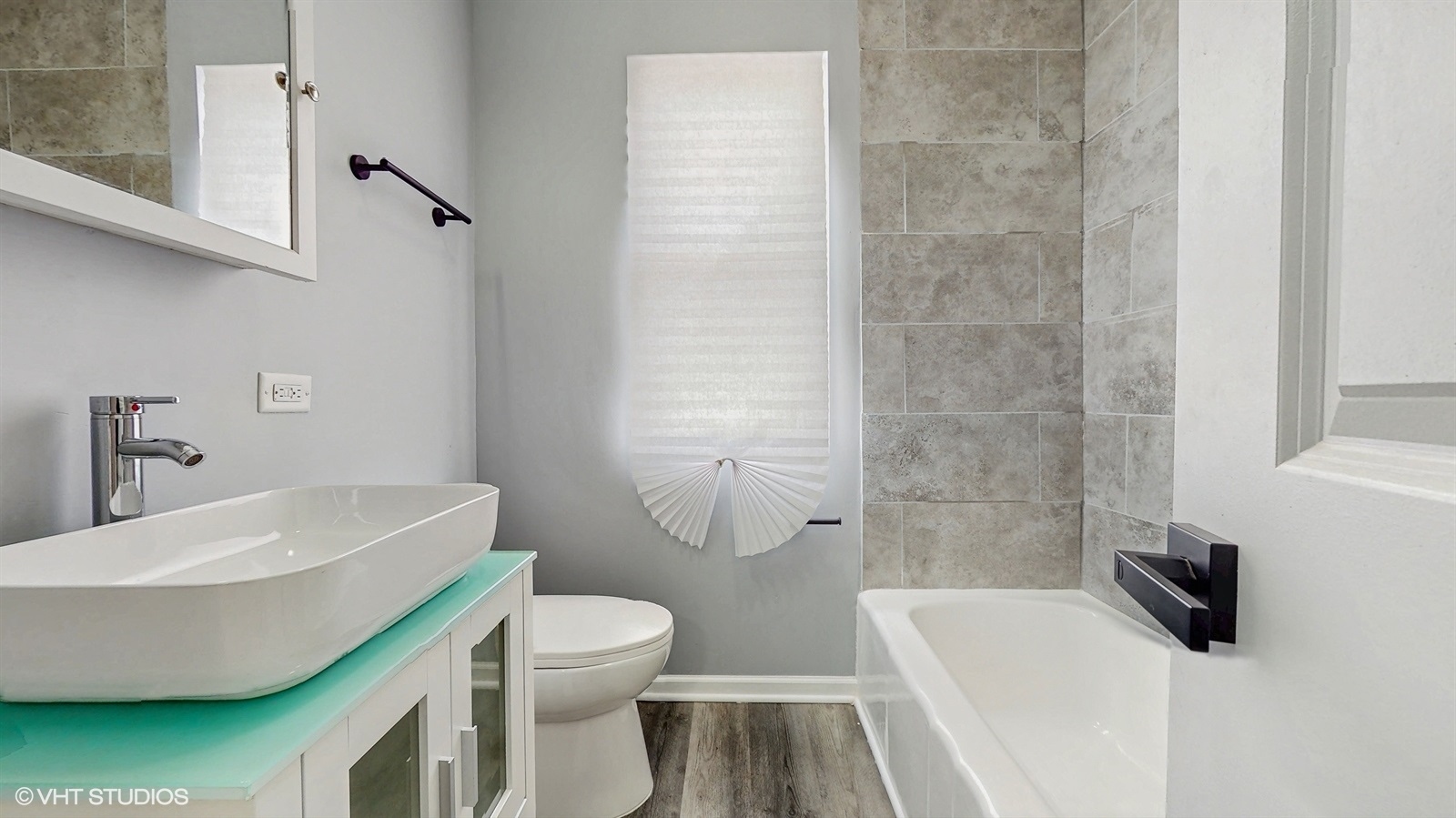 7430 South King Drive Chicago IL 60619