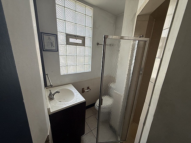 8104 South Euclid Avenue Chicago IL 60617