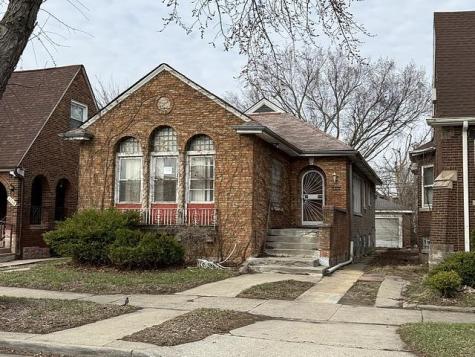 8104 South Euclid Avenue Chicago IL 60617