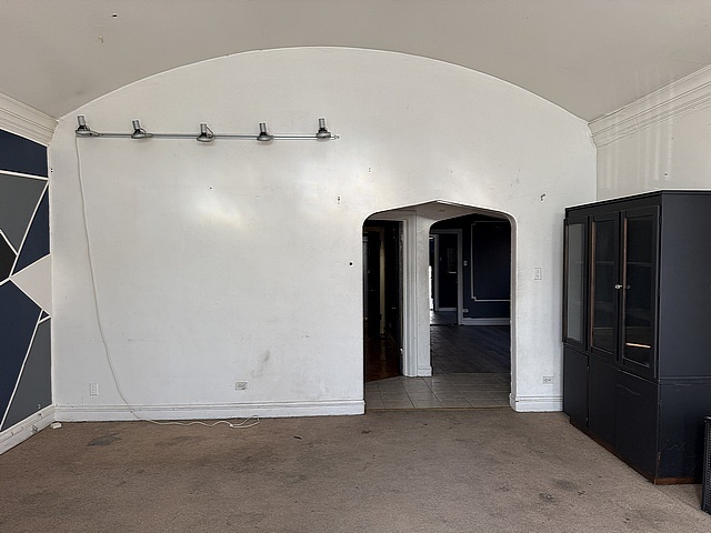 8104 South Euclid Avenue Chicago IL 60617