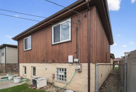 1141 Stewart Avenue Calumet City IL 60409
