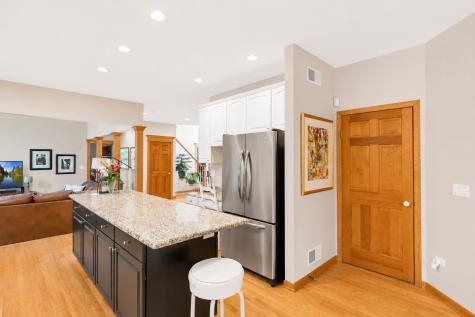 631 Mason Lane Lake In The Hills IL 60156