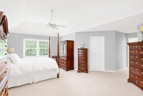 631 Mason Lane Lake In The Hills IL 60156